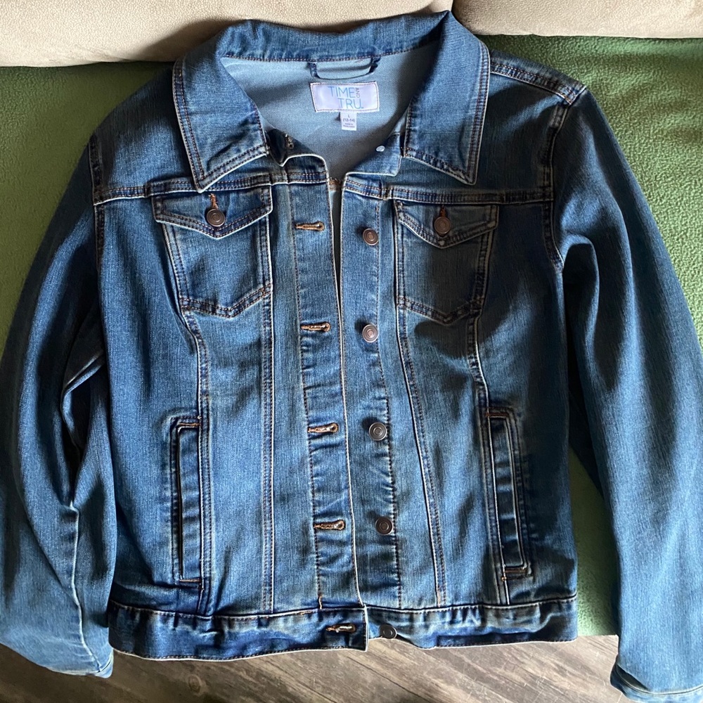 Women’s/Men’s Jeans Jacket Great Condition!